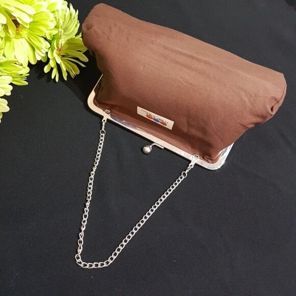 Evening Bag with 70s Style Apple Green Flowers, MOT DOT Textiles, Kiss Lock - Picture 7 of 8